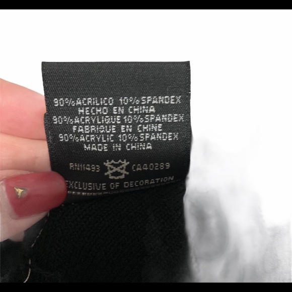 New Era San Fransisco 49ers Black Camo Pom Beanie - Picture 3 of 5